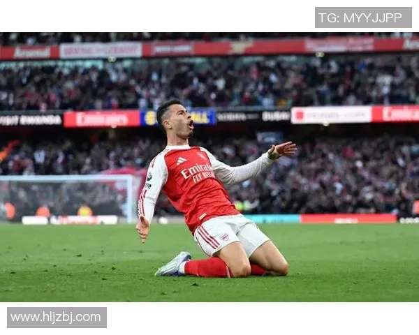 马丁内利:从青涩小将到足坛新星的蜕变之路 马丁内利:从青涩小将到足坛新星的蜕变之路